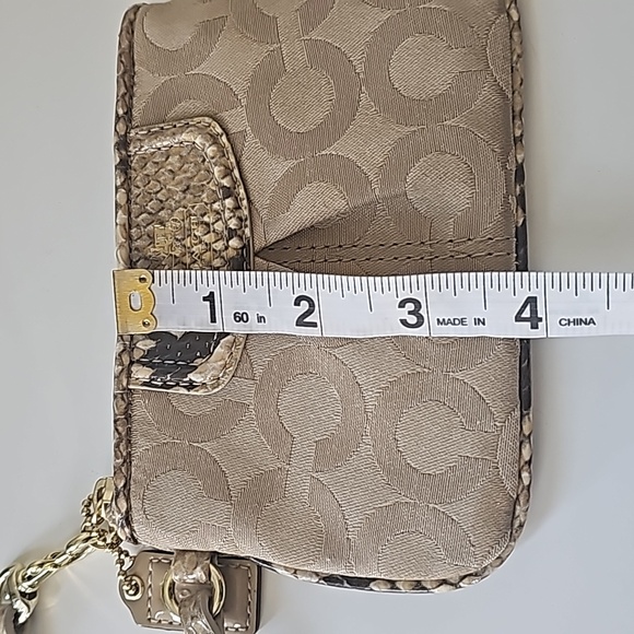Coach Sm Wristlet Tan with SnakeSkin Leather Trim - ExcellentCondition - Picture 9 of 10